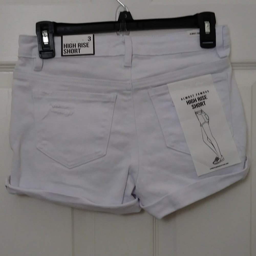 Almost Famous Distress Shorts Size 3 White - Picture 13 of 14